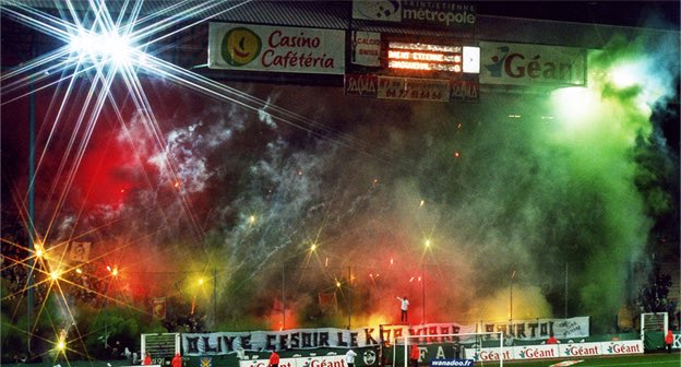 Maaxime_03's tweet photo. Joyeux 28ème anniversaire au meilleur public de France !! #MagicFans91 💚💚 https://t.co/0KVjAL4ZAn
