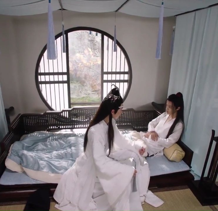 เราทั้งขำทั้งสงสารเว่ยอิงนะ ในนิยายนางเข้าใจว่า ผช ด้วยกันคงจะมีแค่กอดจูบ ใช้มือและปาก นางเลยพูดไปว่าอยากมีอะไรกับหลานจ้านทุกวัน🤣
พอทำจริงนางถึงเพิ่งรู้ว่ามันมีสอดใส่ด้วยแล้วพี่วั่งก็ไม่ออมแรงเลย แถมพี่ยืนยันสิ่งที่นางพูด ทุกวันคือทุกวัน นางแทบตายคาอกทีเดียว😂
#ปรมาจารย์ลัทธิมาร