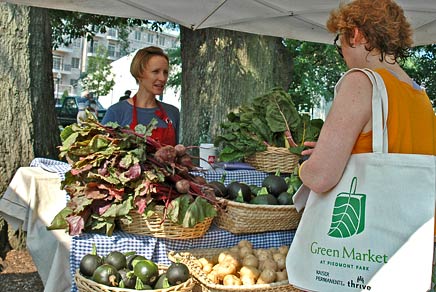 cl_atlanta's tweet photo. 🌲CL Recommends: Green Market at Piedmont Park🌲
⏰ 9:00 AM - 1:00 PM
#CLRecommends #CL #CreativeLoafing #CLATL #ATL #Atlanta #thingstodo #Saturday #weekend #fun #market #farmersmarket #greenmarket #piedmontpark #july #summer https://t.co/PB34CSvVU8
