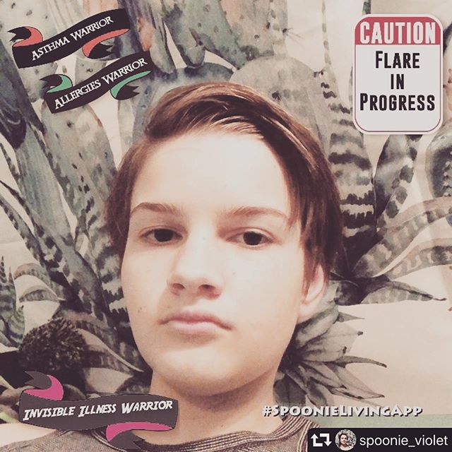 SpoonieApp's tweet photo. Sending Spoons 🥄✨💜✨🥄
.
#repost @spoonie_violet
・・・
Health Update: 
So my lungs have been doing pretty terrible which has been mostly my fault for being lazy and not wanting to get out of bed to take my Flovent and thinking “I can miss one dose” o… https://t.co/oF3LRvW0u8 https://t.co/d2kjN5G0zS