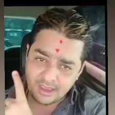 venus_martian99's tweet image. If Azam khan decide to leave India and go to Pak..

What he will expect (left) vs our actual reaction (right)
#AzamKhan 
#muslims
#nikal
#SaturdayThoughts