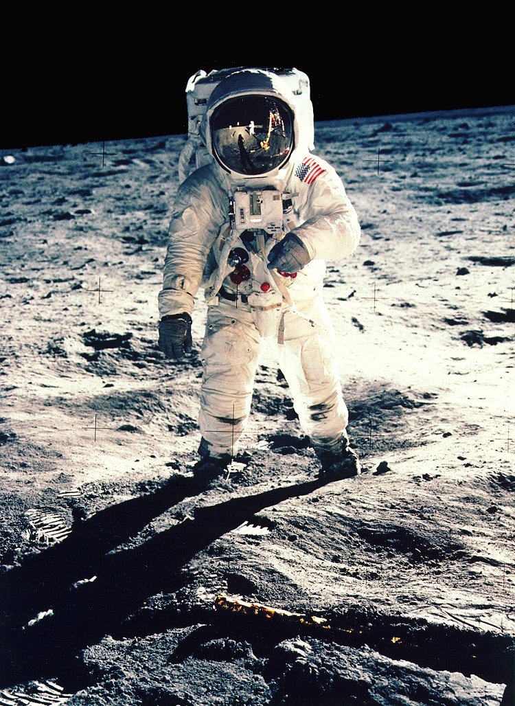 airandspace's tweet image. Today in 1969: #Apollo11 astronauts Neil Armstrong and Buzz Aldrin became the first humans to set foot on the Moon. bit.ly/1qrr0bO