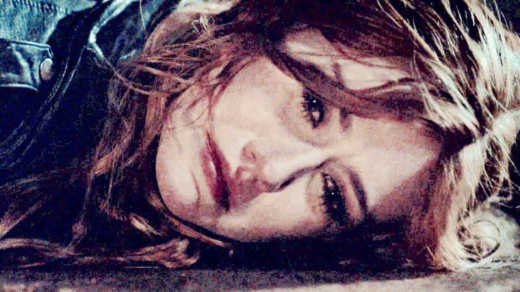 xheavenlyclace's tweet photo. #ClaceAppreciationWeek
day 6: favourite "fight sequence"
I loved the lake scene where Jace was so afraid of Clary getting killed and he ignited his runes to save her and then killed their enemies together, that was some badass couple action. https://t.co/p34KVDU57G