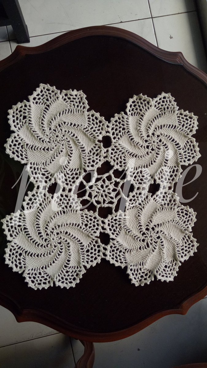 Alhamdulillah 😊
Rajutan taplak meja

#pekerjaantanganku