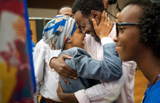 RightBuzzMedia's tweet photo. Check out our new article: Tucker Carlson Drops BOMBSHELL Allegation On Ilhan Omar https://t.co/24Bad0litO #Genetics #RightOfAsylum #MAGA #TuckerCarlson #TRUMP https://t.co/X6W0M1jEqU