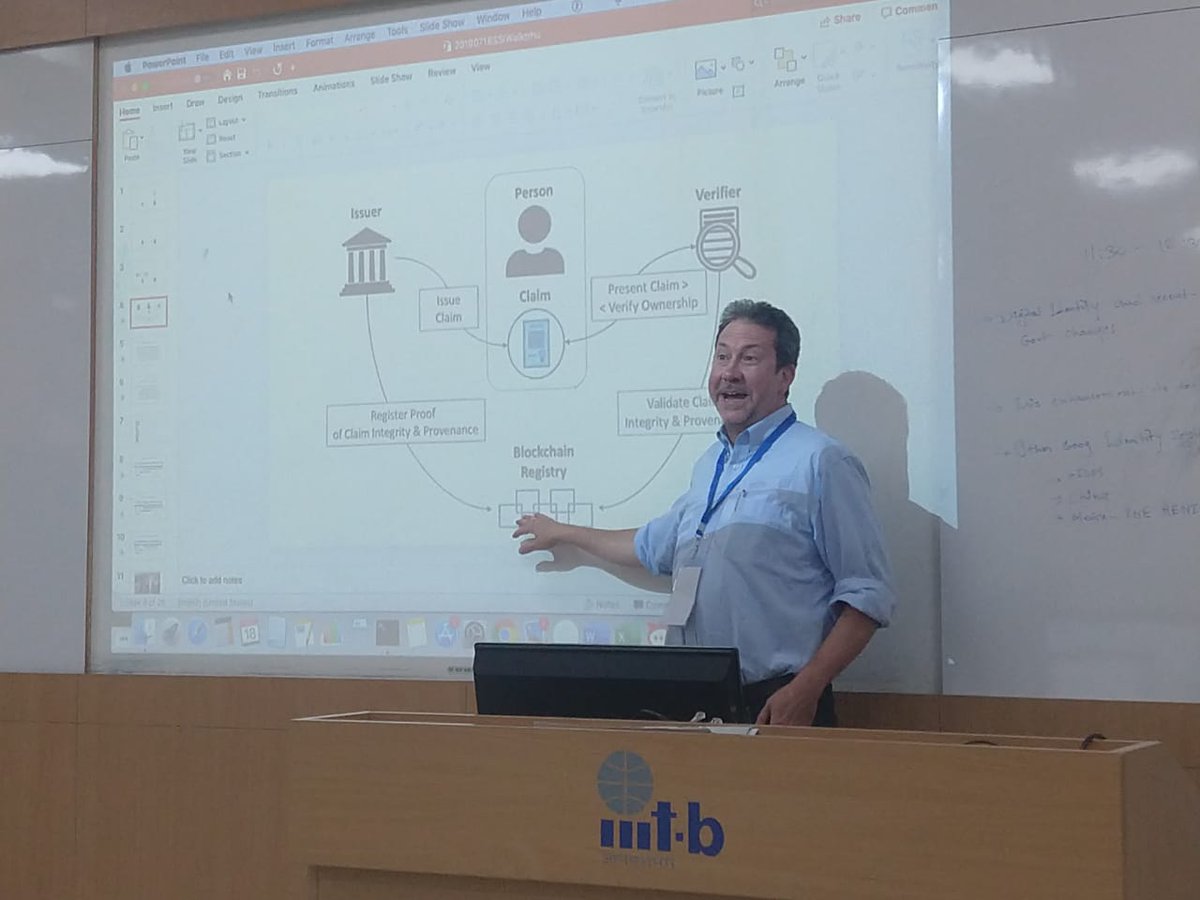 ajile_in's tweet photo. It was an awesome discussion on #W3C DID &amp; Verifiable Credentials spec, with @veridiumid CTO @johnrcallahan at
#InDIITA.

#HyperledgerIndy 
#HyperledgerAries 
#SelfSovereignIdentity https://t.co/70DhBIHUpE