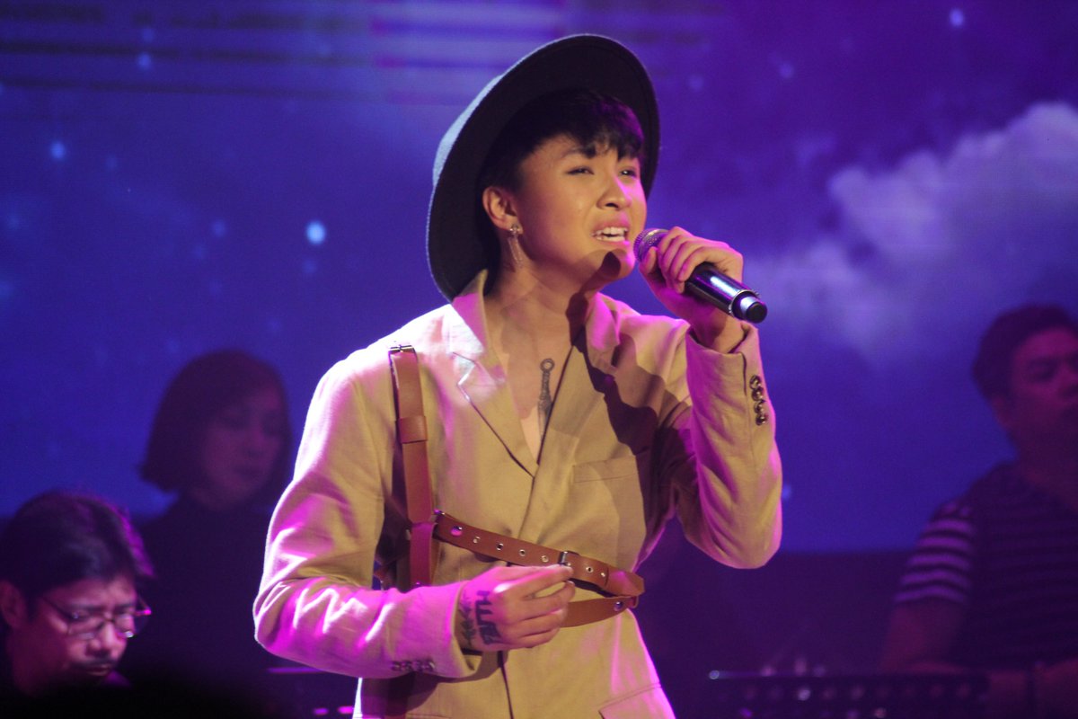 idolphilippines's tweet photo. Nagustuhan mo ba ang performance ni Elle tonight? #IdolPHTop6 https://t.co/mqfSapk65u