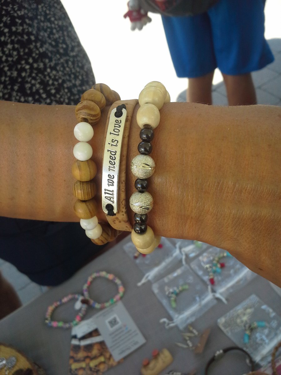 IdaDesignTO's tweet image. Ida's Designs Cork has a perfect gift idea to thank your customers. @TO_realestate @orea @TorontoToursCa @harbourtoronto message us ! #befashionable #newhousecomfystyling