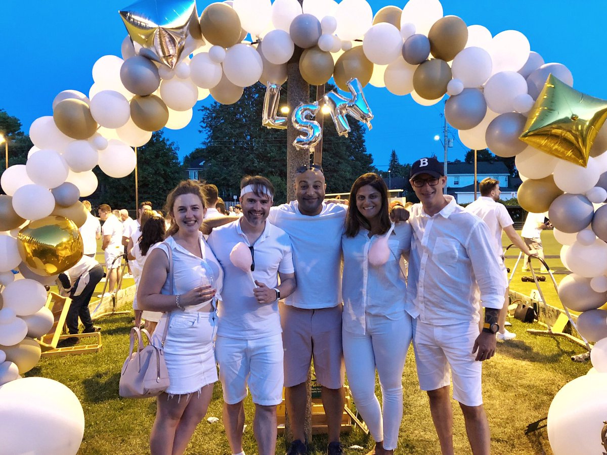 Hard to believe it’s less than 1 week til the final night <a href="/LawnSummerOTT/">Lawn Summer OTT</a>! We had a great time on Wednesday ✨ #lawnsummernights #lawnsummerOTT #lsnott