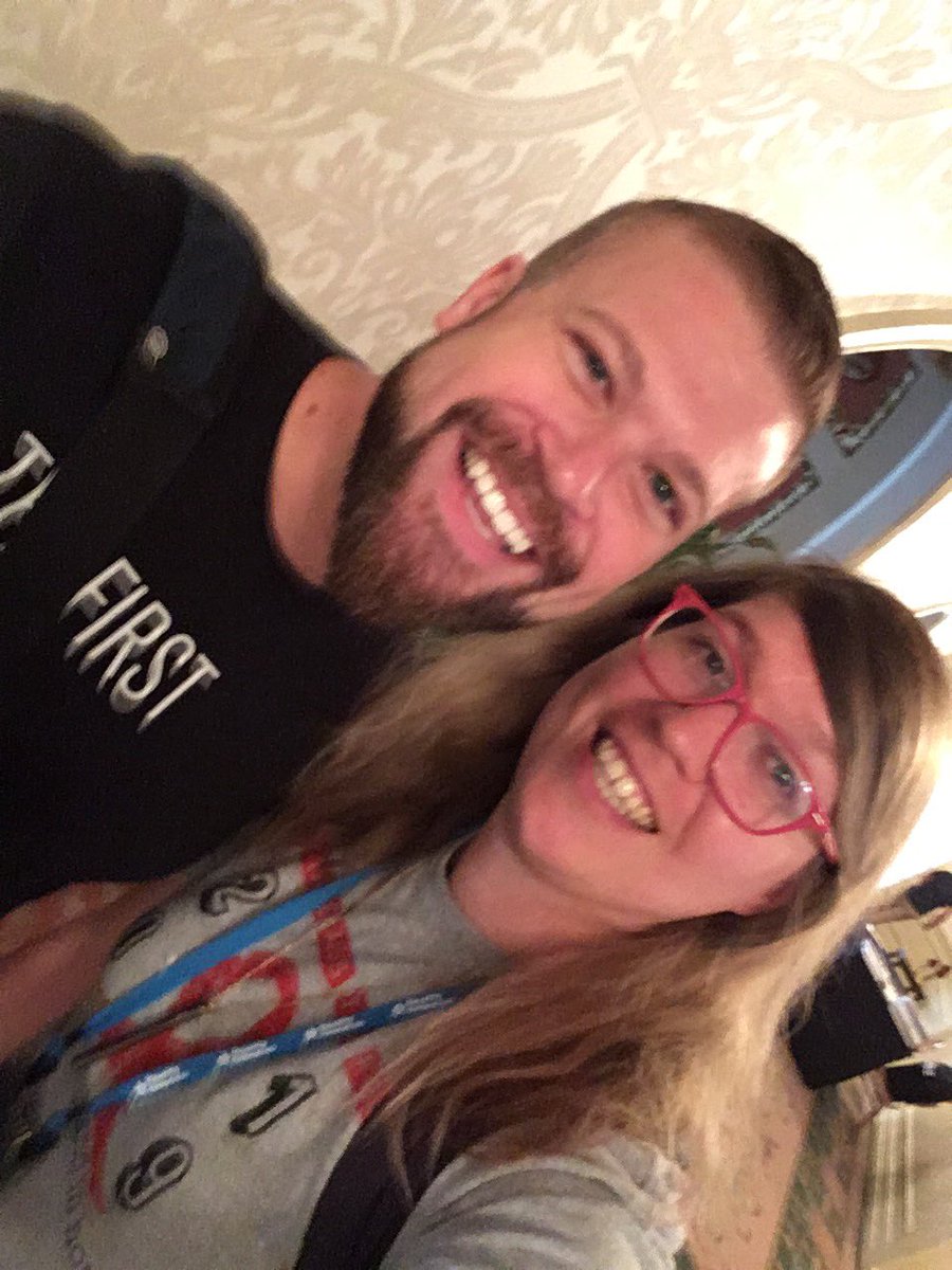sadsleepygirl23's tweet photo. Some selfies from #eqfed19 https://t.co/HRT2n9XRNw