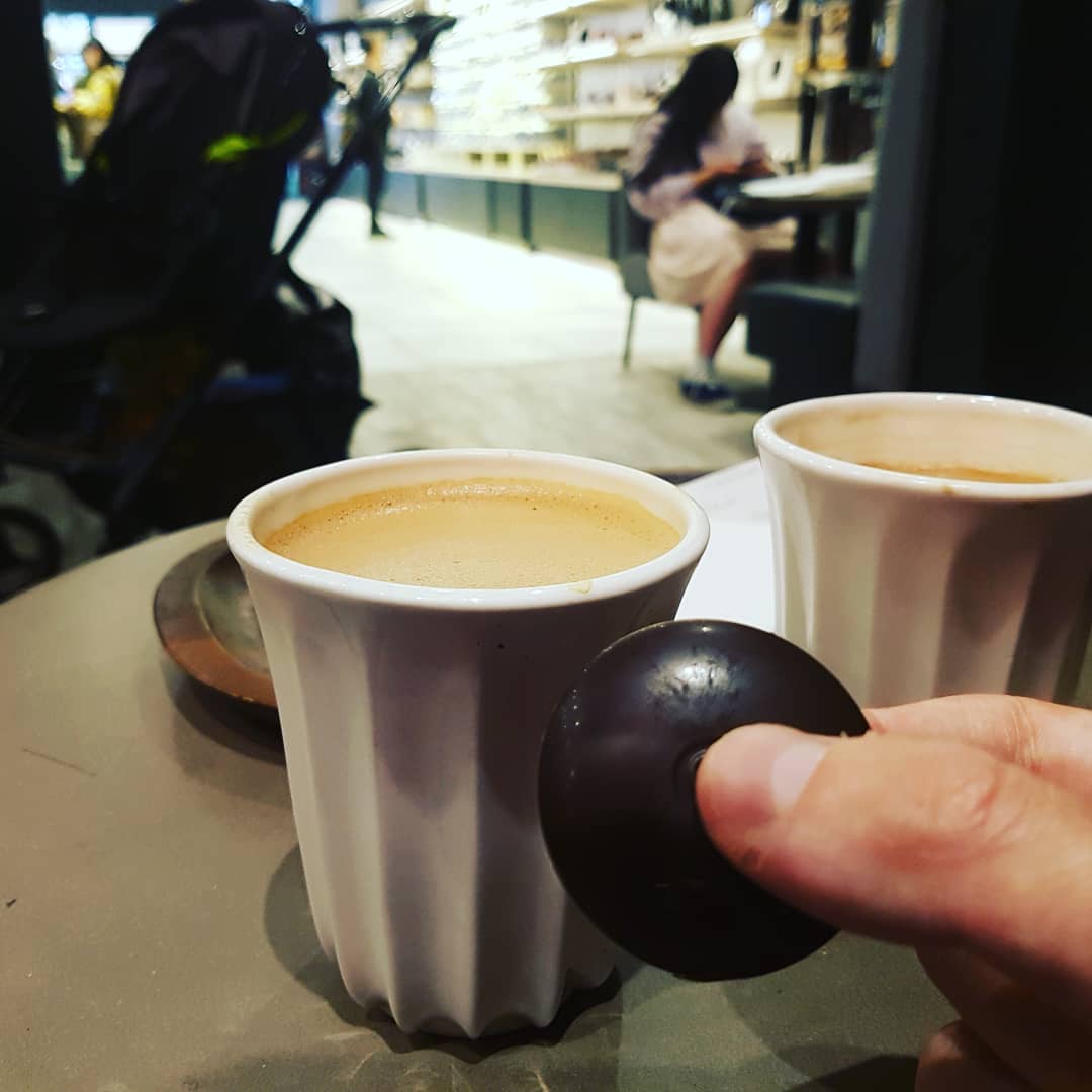 Enjoying the chocolate tasting experience on my birthday, taking a break from production! 🍫🍫

 #happy29th #cocoabens #chocolatier #makingthemostofmy20s #localbusiness #westberks #indiebusiness #finechocolate #luxurychocolate #chocolatetasting #inlovewithcacao