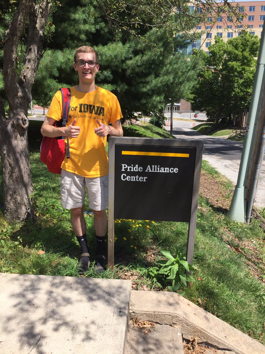 NGrandstaff's tweet image. Visit all 4 Cultural Centers on campus.

#DiversityMakesUsStronger

#47Things #22Left