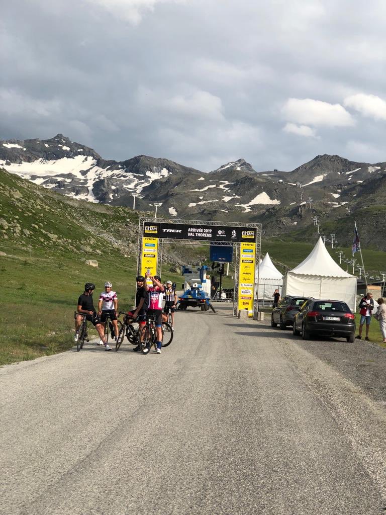MarieMarsaa's tweet photo. Boulot de titan de la part de toutes les équipes ! @Val_Tho est prêt à accueillir les 15 000 cyclistes de @letapedutour demain !!! Soyez forts  💪🏼 https://t.co/mF3158ISHC