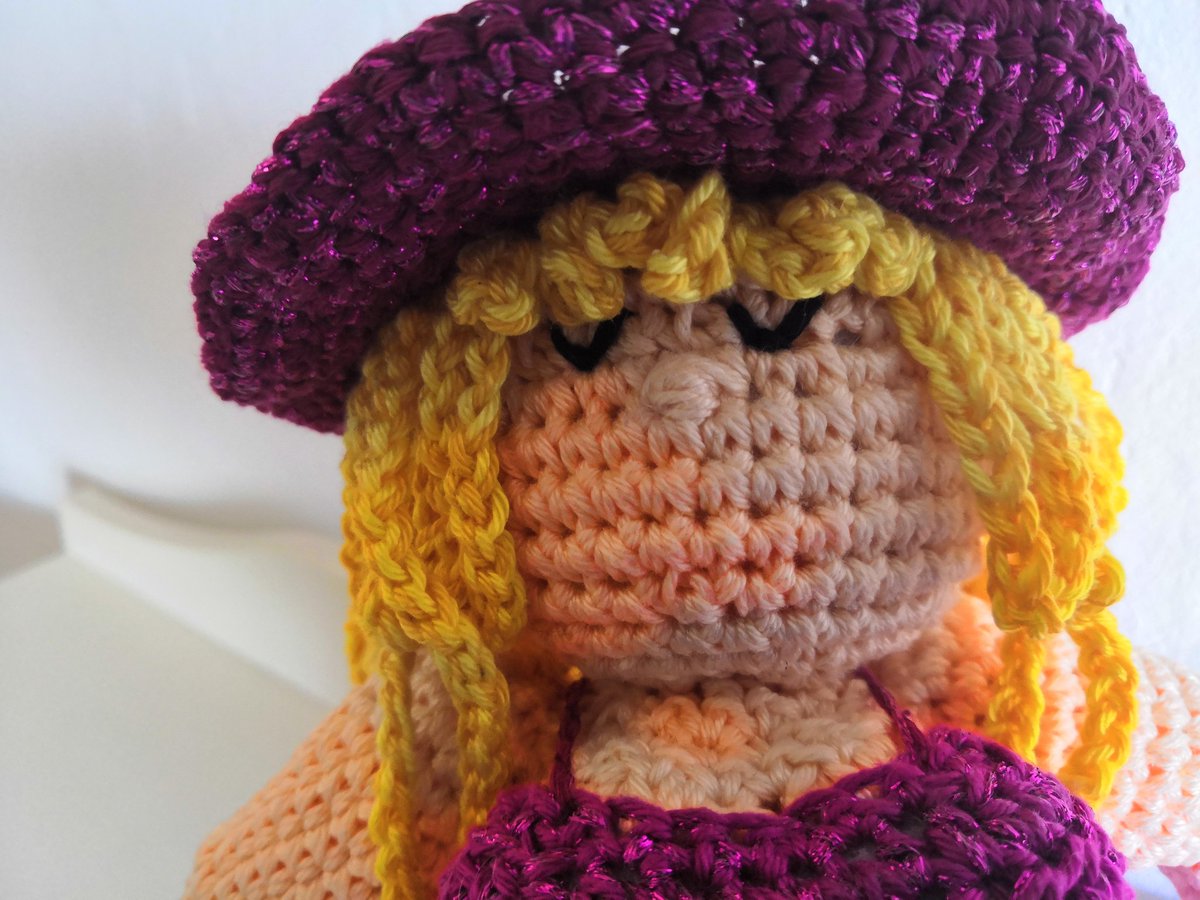 JeanetteCrochet's tweet photo. 👒My fat lady is ready. I'm proud of her.🧚‍♀️

Greets 😍 #Jeanettecrochet  😍
Follow me at
https://t.co/xdrj8vSncA

#crochet #häklen #haken #handmade #crochetaddict #yarn #DIY #proud @SimplyCrochet_  @CrochetBlogger @crochetblog @Annemariesblog https://t.co/NWlWNYEwuj