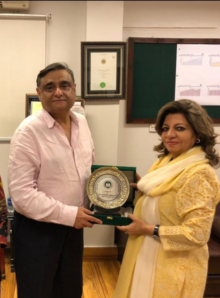 Dr. Asim Hussain (SI, NI) on Twitter: "Chairman, Sindh Higher Education  Commission, Dr. Asim Hussain presenting the award to Dr. Seemi Jamali,  Executive Director of JPMC for receiving awards from the Government