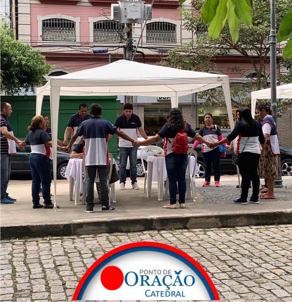 evg_amazonas's tweet photo. Nesta manhã de sábado (20), foi realizado o Ponto de Oração, em vários bairros da cidade de Manaus. Com intuito de abençoar a vida de muitas pessoas que se encontram tristes e amarguradas mas são fortalecidas com a palavra de Deus, transmitida por cada evangelista!
#bpalessandro https://t.co/AUqgJJdVWO