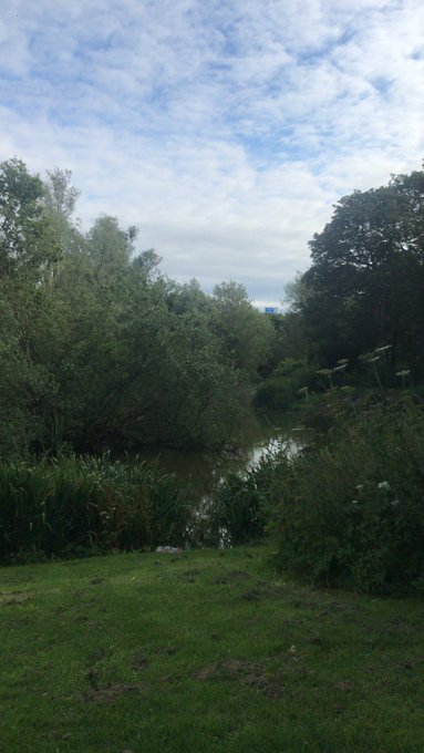 Walkies:) https://t.co/ghCRzKiPSC<a href="/tag/thetiteaishot"class="tags"><span>#thetiteaishot</span></a>