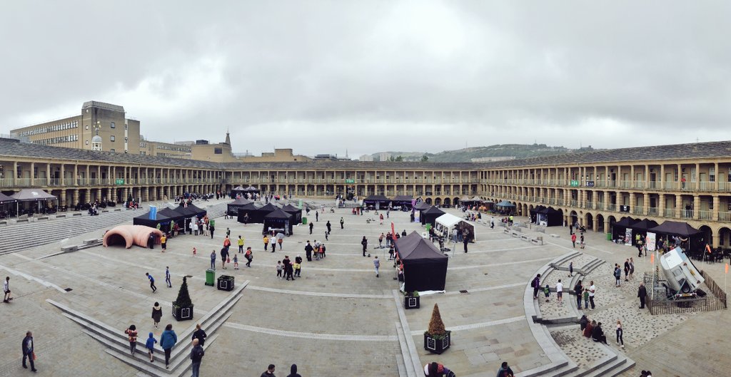 JohnMcArts's tweet photo. Lovely to be @ThePieceHall #Halifax for their 1st Community &amp; Wellbeing festival. Did an #AlexanderTechnique tester, had some free grub from @SumaWholefoods @TRJFProject, and nice chats w/@RSPB_N_England @alzheimerssoc @ActiveCdale @stayingwellcal @CurelWellbeing @OutbackGardenHX https://t.co/LweGDcdvAa