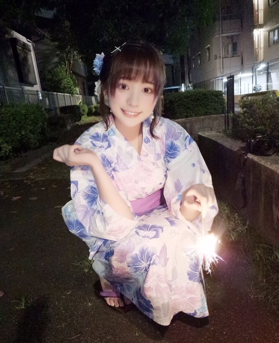 Twitterのコスプレ画像11