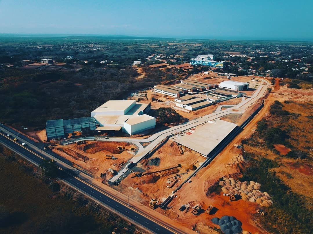 Chitreanos's tweet photo. Reposted from @ndarquitectos18 (@get_regrann)  -  Centro de Formación Integral Bilingüe, Papa Francisco y Centro Cultural de la Ciudad de Chitré #NDArquitectos #herrera #chitre #arquitecturaydiseño #diseñoarquitectonico #2019 #arquitectura #marting #marketingdigitalpanama https://t.co/2nB7hqDhqT
