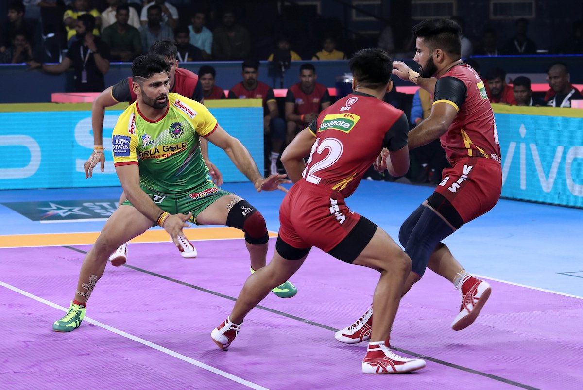 bengalurubullcf's tweet photo. #bullsquard #benvspat #fullchargemadi #VivoProKabaddi2019 #IsseToughKuchNahi #Bengaluru #BengaluruBulls https://t.co/MlNlPmaxIa