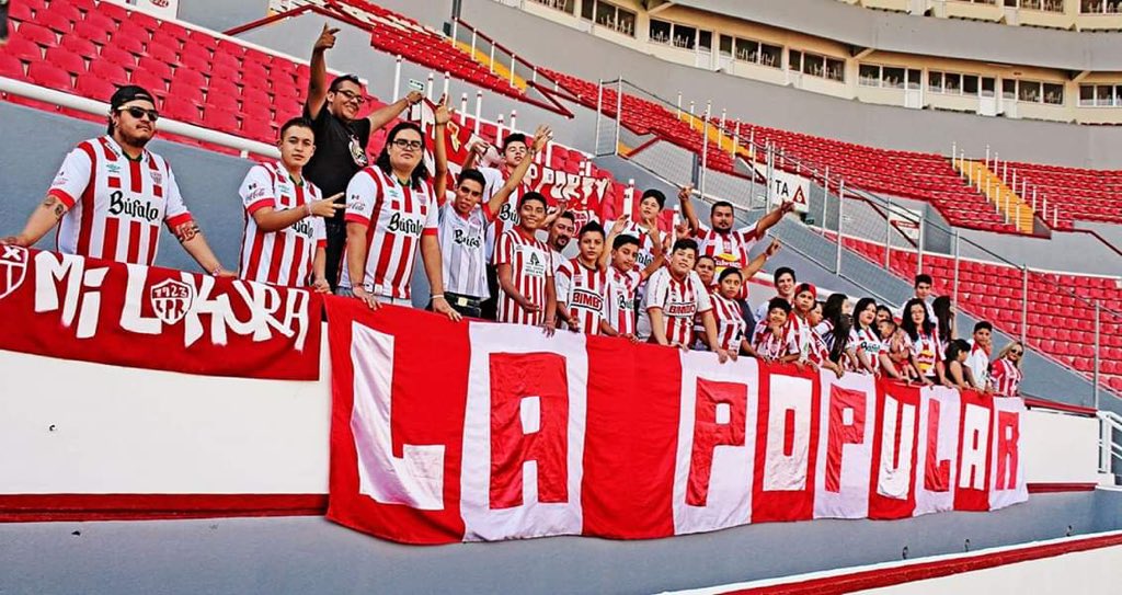 ClubNecaxa's tweet photo. ¡En la apertura de un nuevo torneo, queremos felicitar a @LaPopularDRayos por su séptimo aniversario!
Los esperamos esta noche para apoyar a nuestro equipo
#FuerzaRayos https://t.co/3pXOVMa5Mz