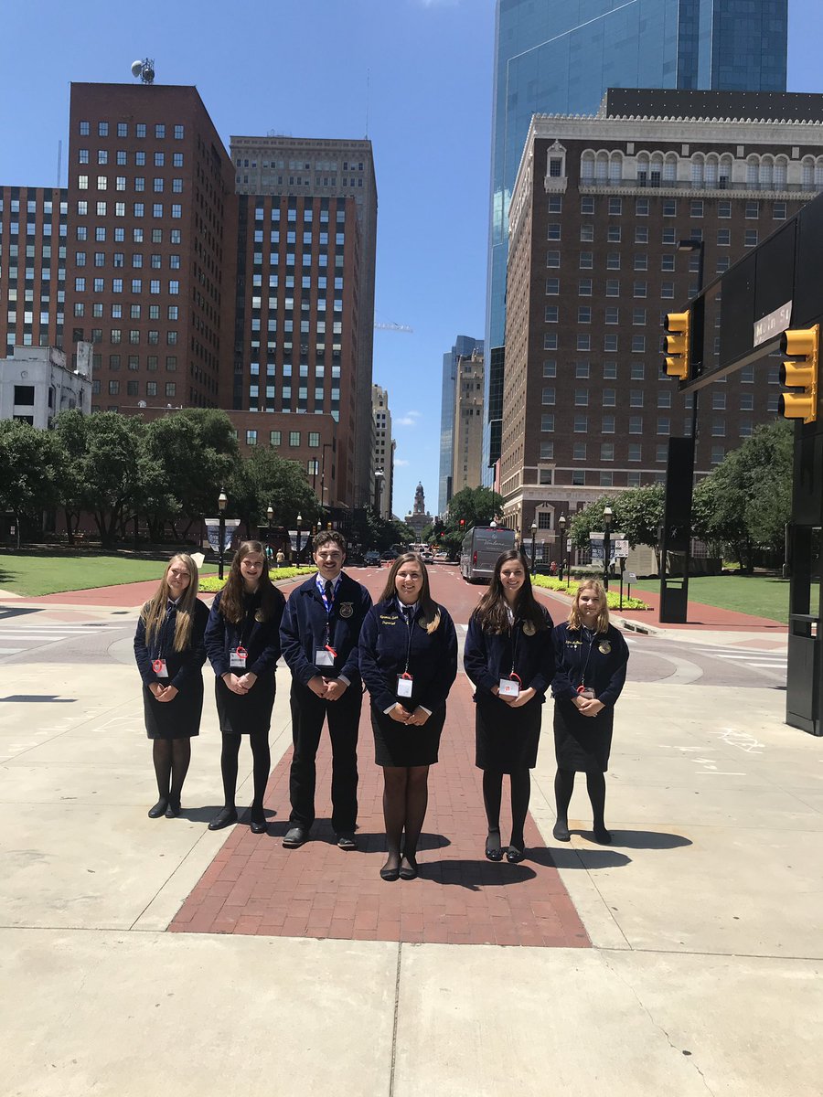 ForneyFFA's tweet photo. Convention was a blast so thankful we had the opportunity to attend and grow as a group 💕💕💕💕💕 https://t.co/TJ6LX7qgPa