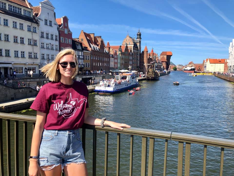 FairmontState's tweet photo. Senior Rachel Bugaj, a Spanish Education major, is studying abroad in Poland for July, then in August she will be traveling through Poland and the Czech Republic to assist teaching English. September to December she’ll be in Spain to finish studying abroad. 

#SoarFalcons https://t.co/4dYBQMwVGb