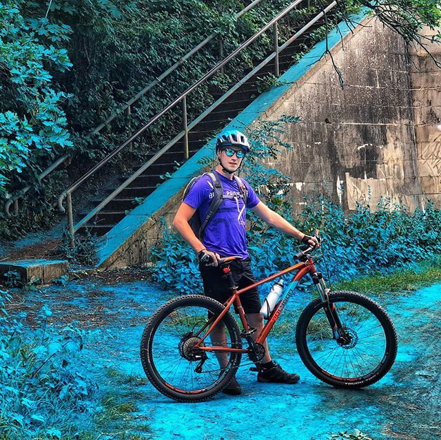 SometimesSean's tweet photo. Happy #ridemtbday - time to break the #ig hiatus and go out and get muddy. .
.
.
.
.
.
.
.
.
.
#mtb #mtblife #mtbpictureoftheday #outdoors #outdoorsy #summer #summersun #mtbtrails #surrey #blue #twowheellife #twowheels #gopro #carpediem #seizetheday #eng… https://t.co/NoryMNBGbr https://t.co/9VbYg21t1a