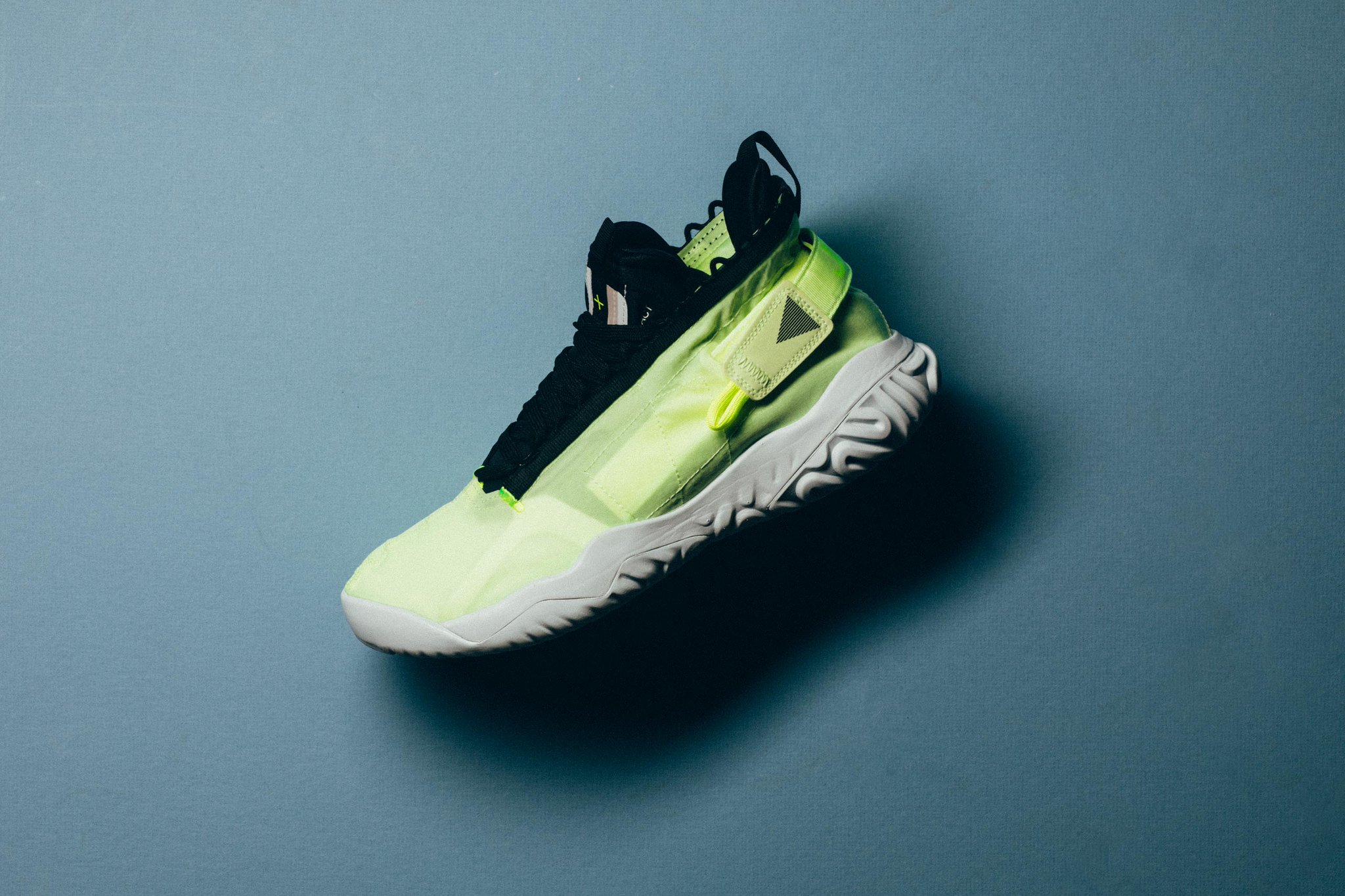 jordan proto react barely volt