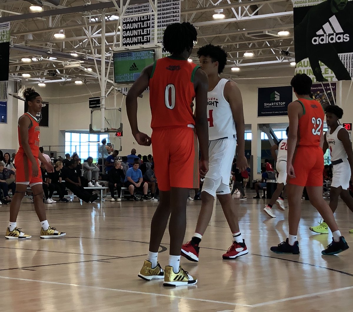 Standouts for <a href="/IndianaElite/">Indiana Elite</a> vs. Team Knight (95-56 W):
Anthony Leal-20P 6R 5A 3S (5 3PM)

Nekhi Smith-19P 4R (6 3PM)

Trey Galloway-18P 6A 2S

Tre Coleman-13P 13R (2 3PM)

Malek Edmonds-10P 14R

<a href="/Trecoleman13/">Tré Coleman</a>
