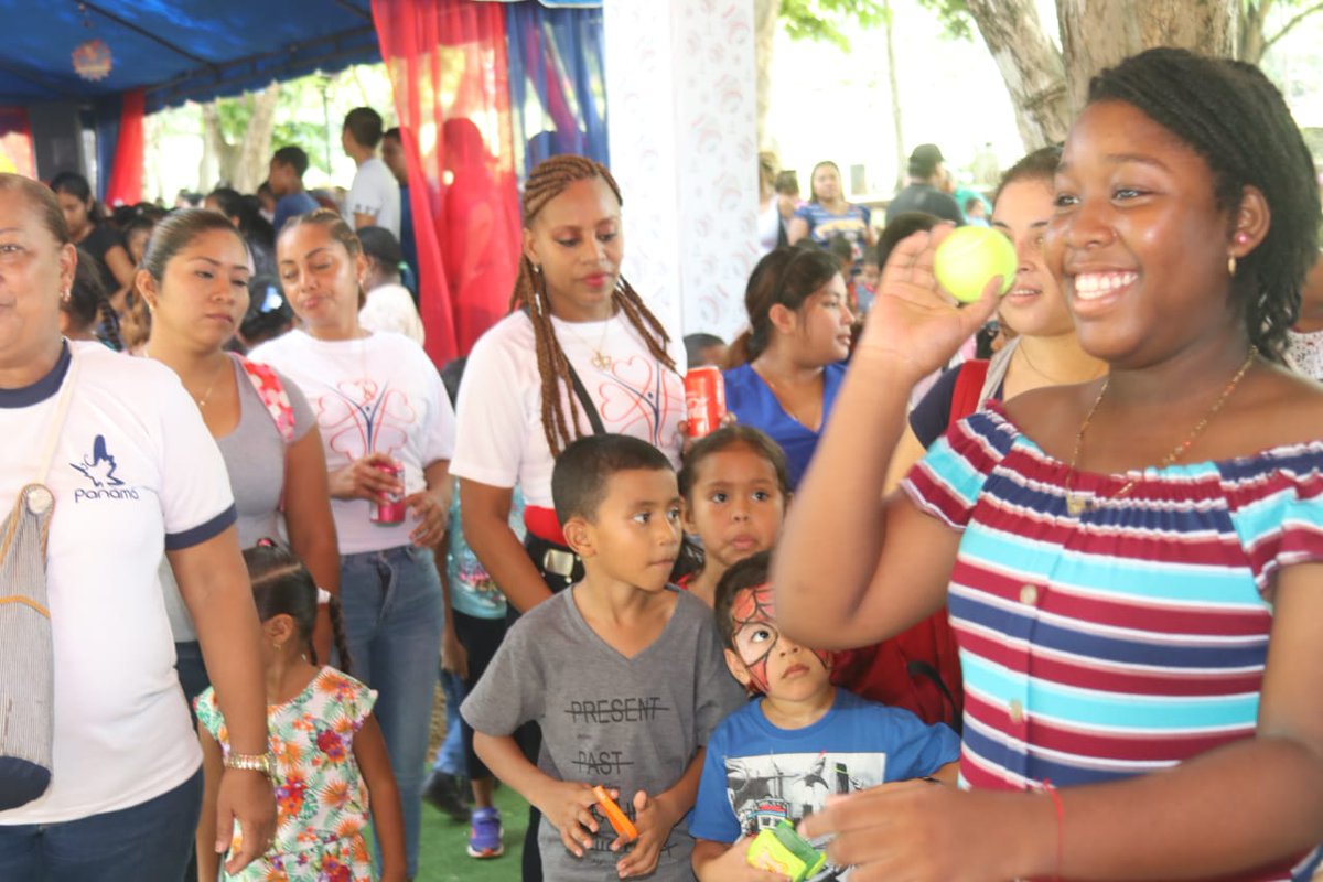 ATP_panama's tweet photo. Alegría y diversión en el Parque Omar celebrando el Día del Niño ATP celebra con los pequeños de la casa con dinámicas alusivas al ex pelotero panameño Mariano Rivera Este sábado y domingo desde las 9am a 5pm #ApagaYVamonos42 #MarianoRivera #SwitchOff42 #halloffame #salondelafama https://t.co/DteImlypvE