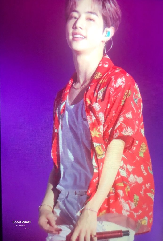 ssskramt9394's tweet photo. 190720👏🏻 NanJing Fan Meeting

@mtuan93 
#段宜恩 #MARK #MarkTuan  #마크 #GOT7   ⁠ ⁠⁠ ⁠⁠ ⁠⁠ ⁠⁠ ⁠⁠ ⁠ https://t.co/m7MMsKhKPV