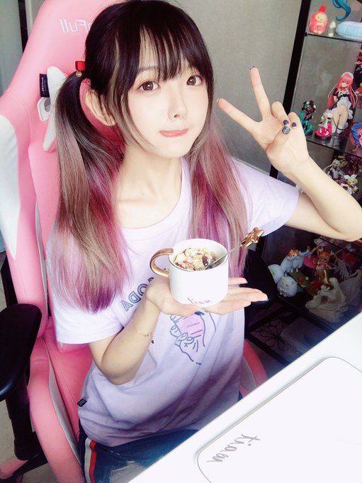 Twitterのコスプレ画像6