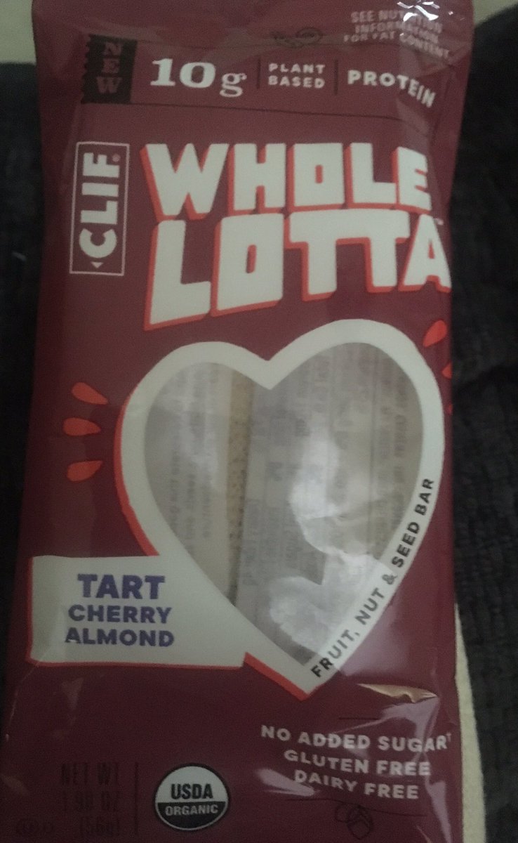 KathyGrosskurth's tweet photo. I’ve never been a huge fan of #Cliffbars per say, but these are pretty good! 👍😁❤️ https://t.co/h3JGWfNMKD