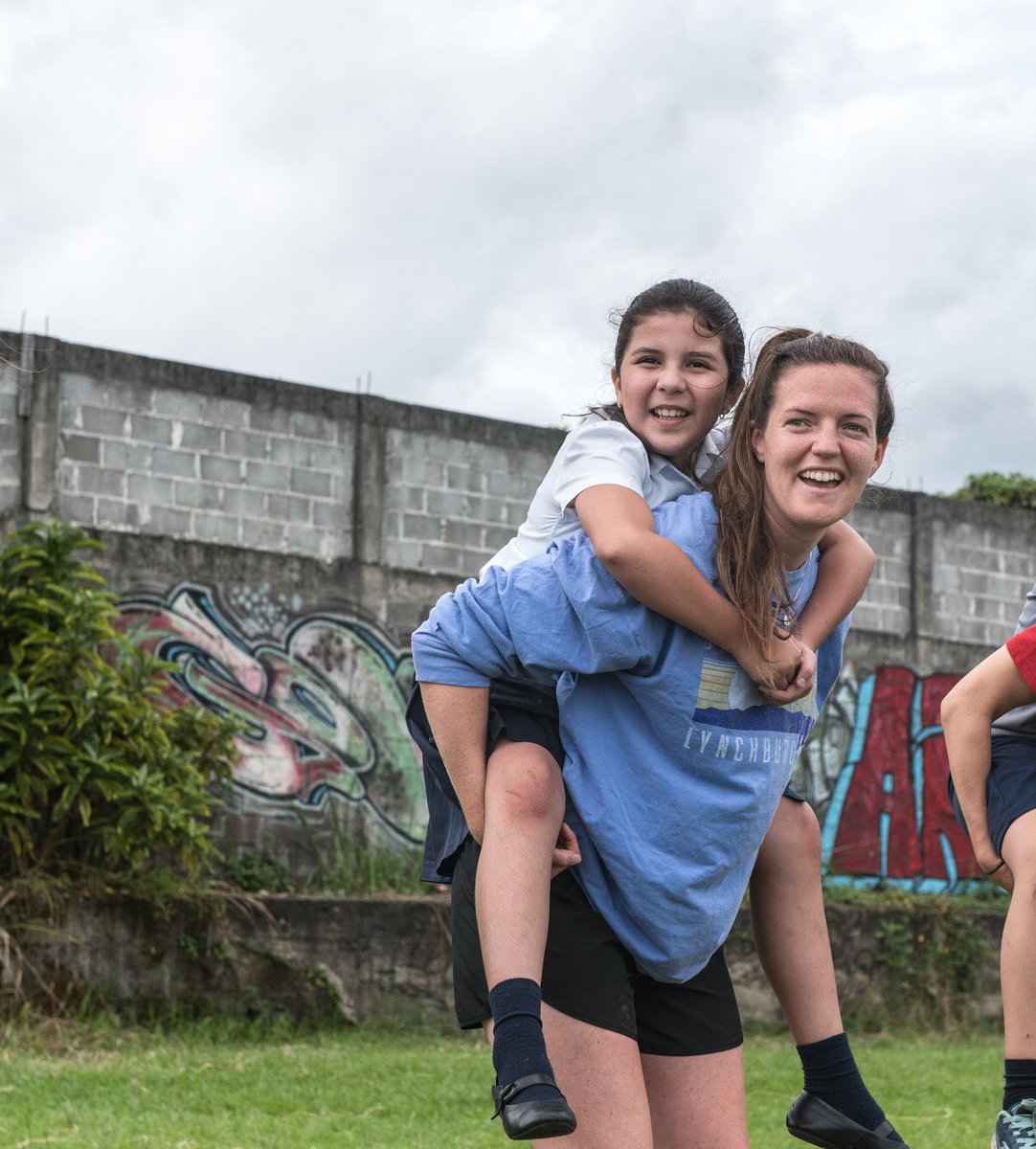LynchburgWSoc's tweet photo. One of our absolute favorite days in Costa Rica is always our day of service. This year we ran a soccer clinic for 50 fourth grade students in San Jose. Thereβs nothing cooler than friendship through soccer.
#PowerOfTheBall #SoccerScholarshipService #LWSinCR19 #PuraVida https://t.co/9Yt4mnpCgN