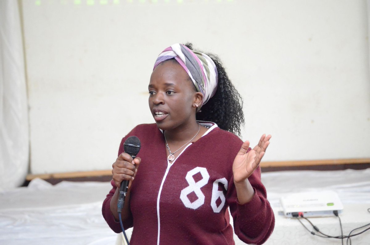 YouthConnektZim's tweet photo. #Top20Highlights in Mash East, Marondera: Laurenta Jawi - who produces paper from agricultural waste
Marvis Chingonyati - creates fashionable pieces from waste
#DontMissTheBus https://t.co/EDPwcUOzpC