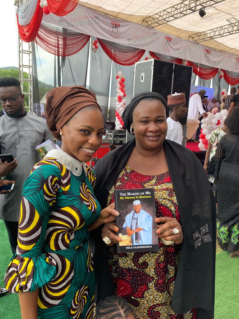 simifaj's tweet photo. Brainpower is the primary generator of progress anywhere in the world so every graduation ceremony symbolizes an investment in our human capital which excites me every year.

It’s an honour to be the guest speaker at 
@elaminschoolabj graduation ceremony.
C'c - @s001801 https://t.co/Sml1FCP3yd