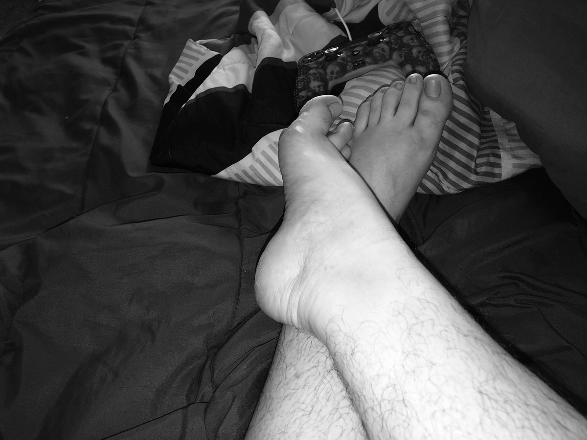 Master_Santos_'s tweet photo. Good fucking morning losers. Who’s going to pay to see more of these bad boys? #cashmaster #FinDom #cashpig https://t.co/LPaAbSGIhx