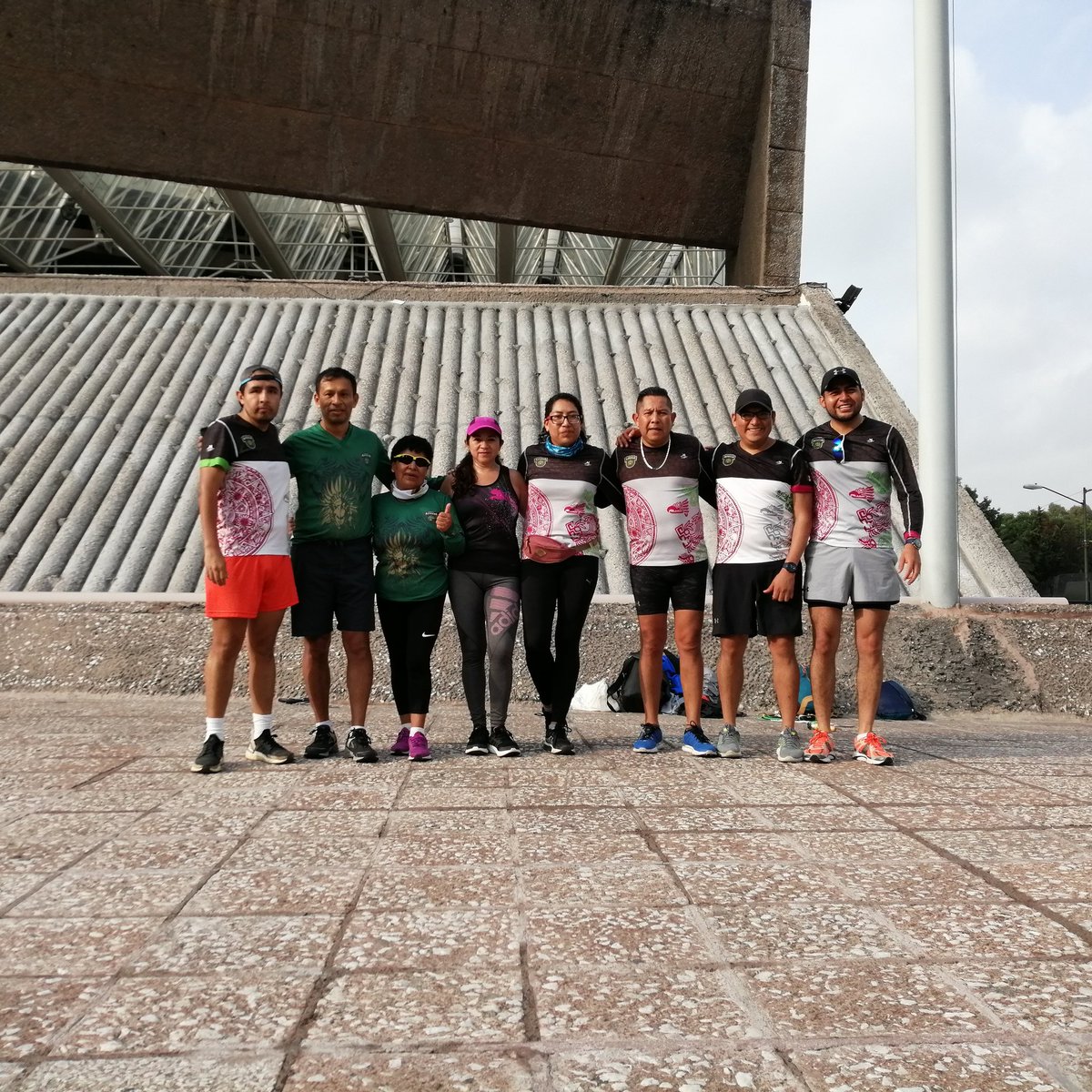 CorreAztecas's tweet photo. ¡Iniciando el día con la mejor actitud!
#CorredoresAztecas https://t.co/D9YjitKpgN