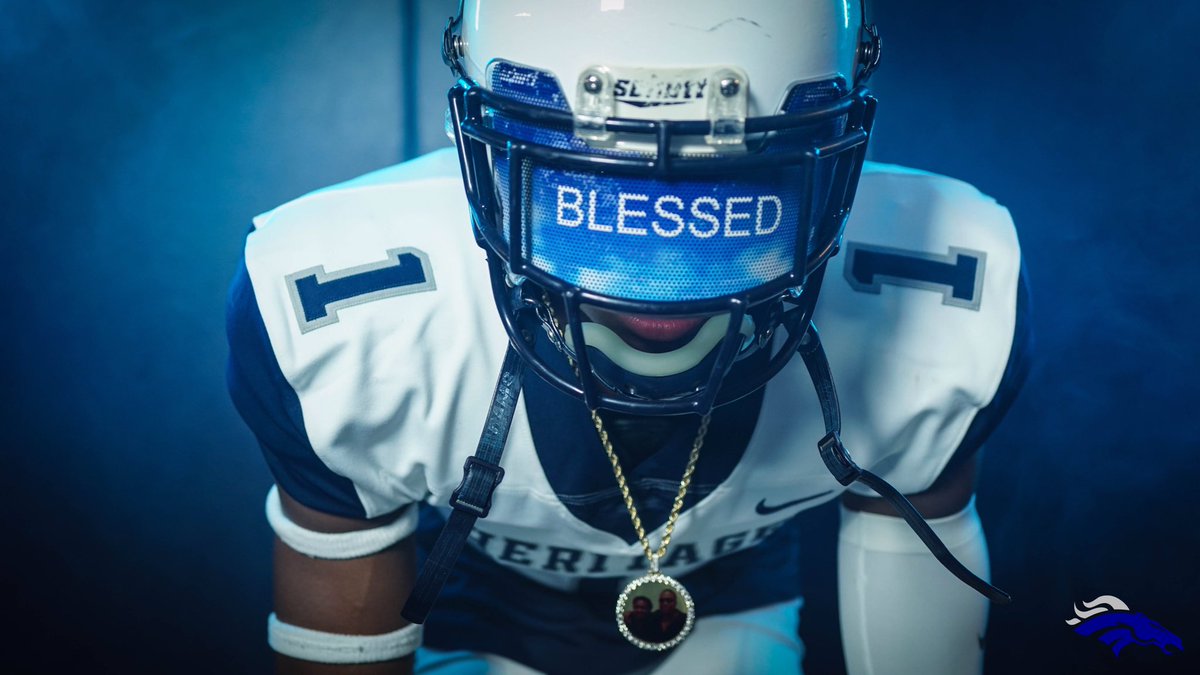 pgfulton's tweet photo. Had a great shoot with @stallionsfb @Nike uniforms #DelrayBeach #FastLiving https://t.co/sktgtpflih