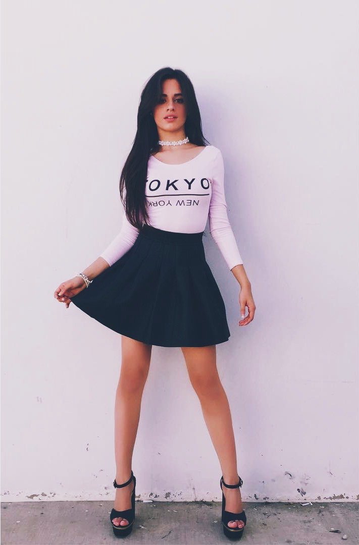 ijustshippeople's tweet photo. @MTVMusicUK @CamilaCabelloBR @Camila_Cabello #MTVHottest @Camila_Cabello https://t.co/bVGoNYbZgl