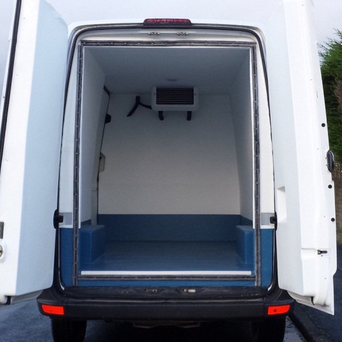 DO YOU REQUIRE A SERVICE ON YOUR FRIDGE VAN??

CALL US FOR A HASSLE FREE QUOTE

#fridgevan #refrigeratedvan