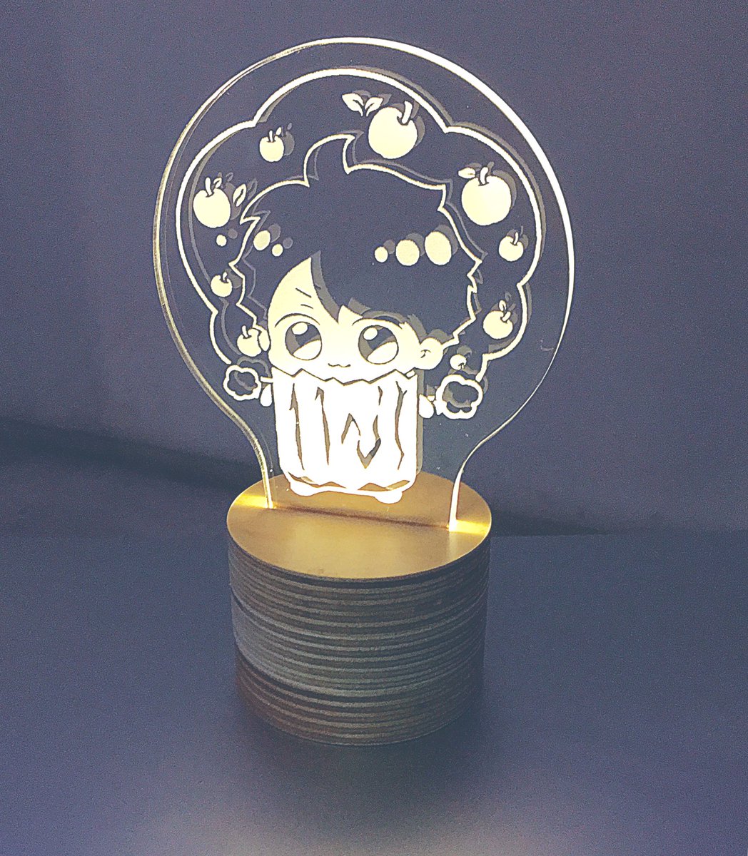 crystalvolley's tweet photo. 부스 들러주시고 좋은 말씀과 도움, 선물주신 분들께 정말 감사드리며ㅜ.ㅜ 덕분에 행사 잘 마무리했습니다🙏 행사 덕에 우시오이로 원고왕도 해보는 특별한 추억을 얻었네요. 고맙습니다😍😍😍 #토오루맨틱_오이카와_생일_축하해 https://t.co/jVwUpwiuOU