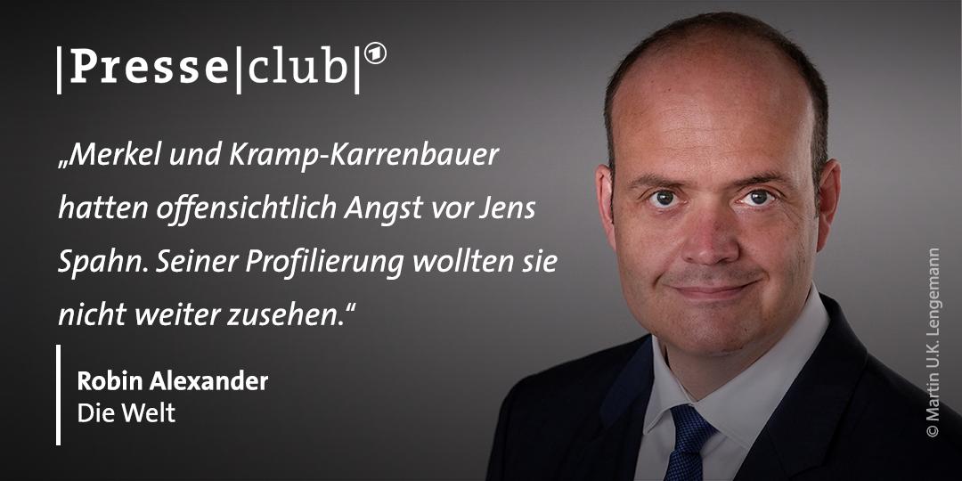 ARD_Presseclub's tweet photo. Der Grünen-Politiker @JTrittin sieht in der Ernennung #AKKs zur Verteidigungsministerin eine "Flucht nach vorne." Konkurrent @jensspahn sollte verhindert werden. https://t.co/0CxzRfksFX
@robinalexander_ von der @welt kommt zu einer ähnlichen Einschätzung. https://t.co/jrsKr8uOze