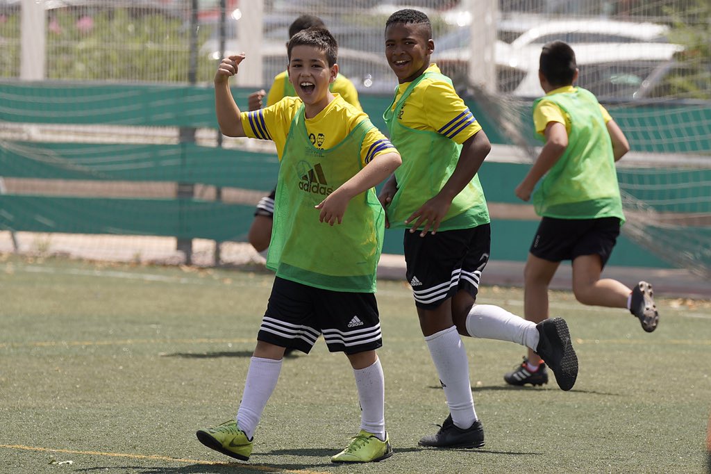 Campus_12's tweet photo. WE ARE #CAMPUS12 ☀️👟⚽️ @MarceloM12 ✖️ @caioalves_12
#metodo12 #team12 #family12 @adidas_es @CitycarSur @DeporteGetafe @Podoactiva
#beachsoccer #footballskills #futsal #summercamp #skills #skillschallenge #stafftecnico #RESPECT12 #PLAY12 #TRAINING12 https://t.co/5X3fYYQirI