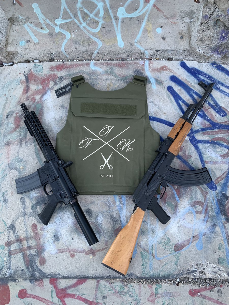 JardiTheBarber's tweet photo. | AREA 51 x iFRESH | Dont Forget To To Enter My Raffle For The #iFRESHTACTICALVEST ONLY 1/1 Made! [ Fits 2 Plates ] VENMO: @iFRESHKUHTS TICKETS ONLY $5 | UNLIMITED ENTRYS | Winner Announced Tonight At 7PM [AVAIL TO BE SHIPPED]  #iFRESHKUHTS https://t.co/rY05vHUUtk