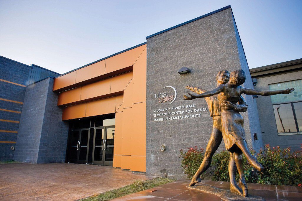 tulsatura's tweet photo. Thank you so much to @TulsaBallet for hosting our @tulsatura #TNTUG meeting this past Wednesday! Over 20 staff members chatted about @tessnetwork #TLCC2019 preparations as well as #TessituraAnalytics! https://t.co/72hoq4MiMU