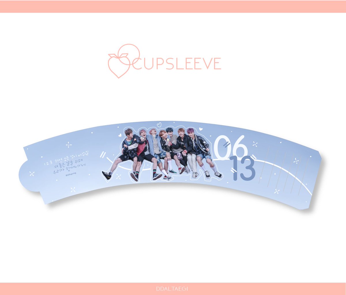 ddaltaegi's tweet photo. 🍓cupsleeve design

#굿즈 #굿즈디자인 #디자인 #커미션 #컵홀더디자인 #방탄소년단 #bts https://t.co/0ayrwJTSSS