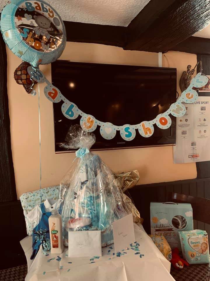 cayjuix1's tweet photo. @PoppyWard16 surprise baby shower for one ot our valued team members xx https://t.co/89QK4jXcCo